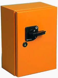 Changeover 400A 3P Enclosed